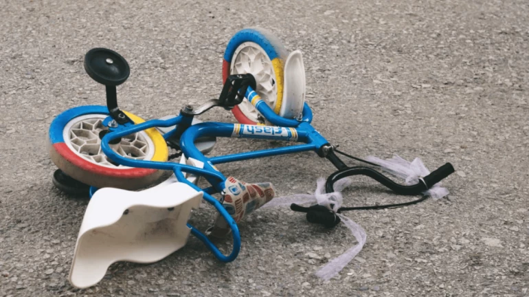 42 Kindergartens in KDMC receive poor quality toys, teachers complain 42 Kindergartens in KDMC receive poor quality toys, teachers complain