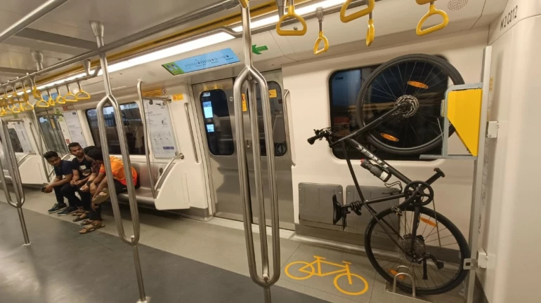 मेट्रो 3 मध्ये सायकलला परवानगी नाही मेट्रो 3 मध्ये सायकलला परवानगी नाही