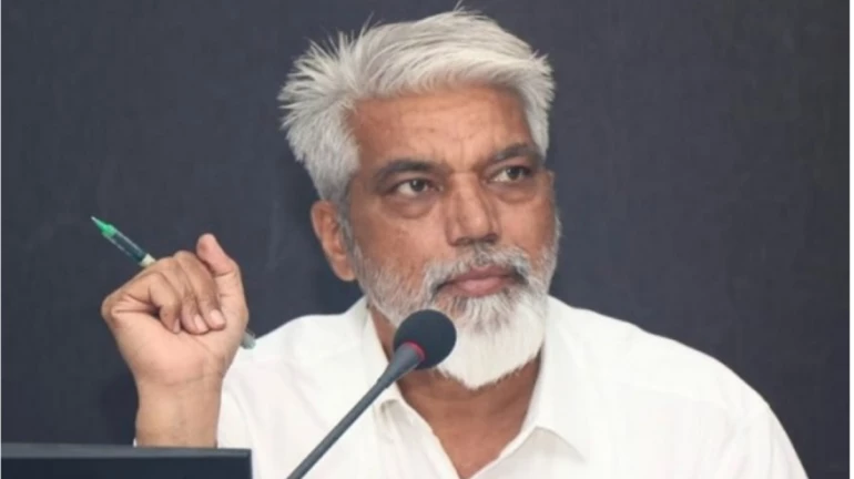 Dadaji Bhuse announces development of 405 schools under Dr Babasaheb Ambedkar Adarsh scheme Dadaji Bhuse announces development of 405 schools under Dr Babasaheb Ambedkar Adarsh scheme