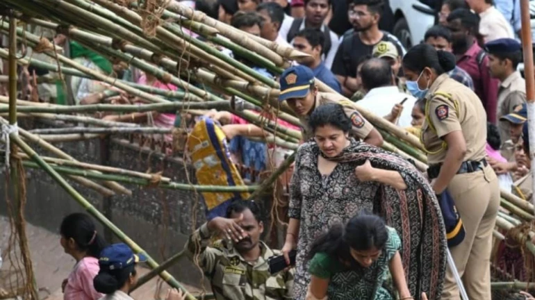 गरज पडली तर शस्त्र उचलू, जैन मुनींची प्रशासनाला धमकी गरज पडली तर शस्त्र उचलू, जैन मुनींची प्रशासनाला धमकी