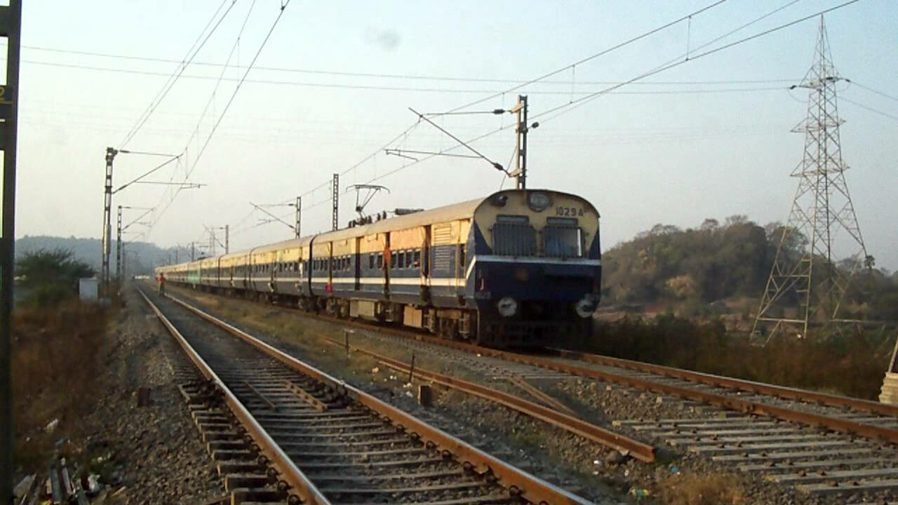 मुंबई-नाशिक रेल्वे मार्गावर लवकरच मेमू शटल लोकल सेवा