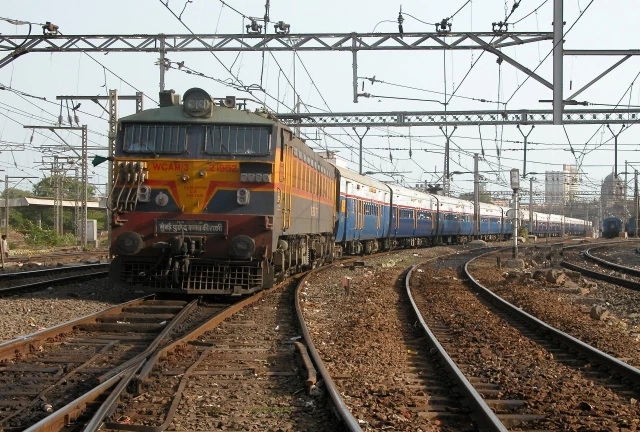Central Railways: Deccan Queen Completes 92 years