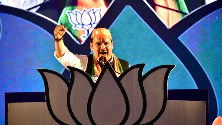 आप मतलब हिंदुत्व नहीं , आप मतलब महाराष्ट्र नहीं, आप मतलब मराठी नहीं - देवेंद्र फडणवीस आप मतलब हिंदुत्व नहीं , आप मतलब महाराष्ट्र नहीं, आप मतलब मराठी नहीं - देवेंद्र फडणवीस