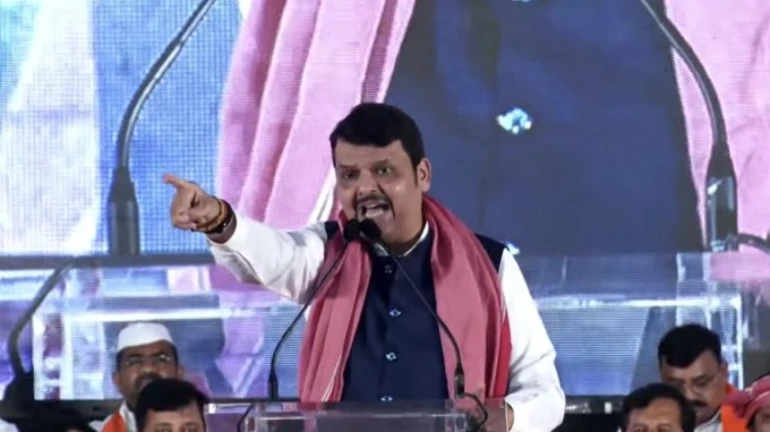 जेव्हा भोजपुरीत बोलू लागले देवेंद्र फड़णवीस...! जेव्हा भोजपुरीत बोलू लागले देवेंद्र फड़णवीस...!