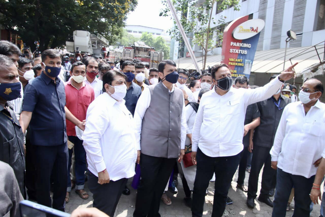 भांडुपमधील आगीला बीएमसी, ठाकरे सरकार कारणीभूत- देवेंद्र फडणवीस