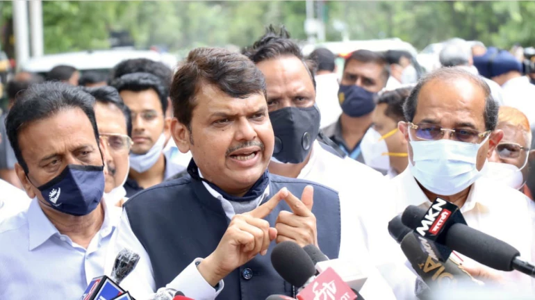 मुख्यमंत्री देवेंद्र फडणवीस ने दी धारावी मास्टर प्लान को मंजूरी मुख्यमंत्री देवेंद्र फडणवीस ने दी धारावी मास्टर प्लान को मंजूरी