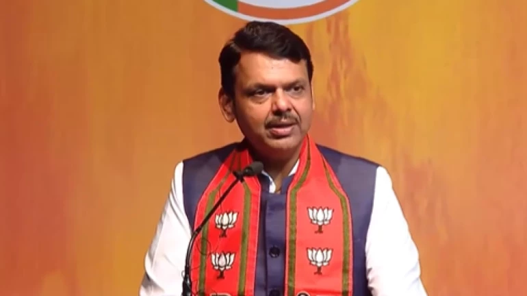 हिंदी सक्तीच्या बाबतीत राज्य सरकारचे एक पाऊल मागे हिंदी सक्तीच्या बाबतीत राज्य सरकारचे एक पाऊल मागे