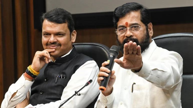 मुंबई- सीट बंटवारे, मंत्रिमंडल विस्तार को लेकर शिंदे गुट में खलबली मुंबई- सीट बंटवारे, मंत्रिमंडल विस्तार को लेकर शिंदे गुट में खलबली