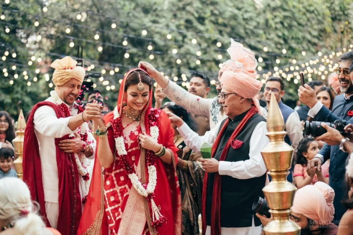 In pics: Bollywood actress Dia Mirza ties knot Vaibhav Rekhi