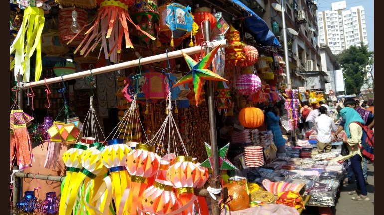 Thane: Police beef up security to avoid the chaos in Diwali markets Thane: Police beef up security to avoid the chaos in Diwali markets
