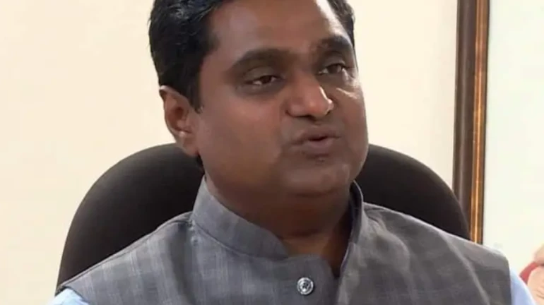 Even if I am murdered, I will not leave the side of CM Shinde, says MLA Dr. Kinikar Even if I am murdered, I will not leave the side of CM Shinde, says MLA Dr. Kinikar