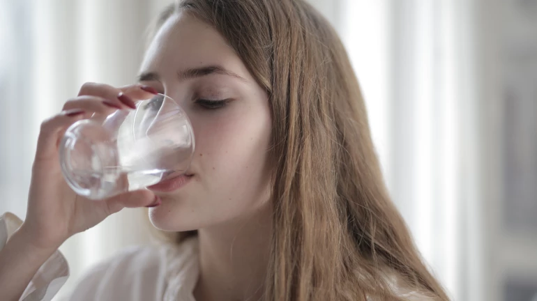 Remind employees to drink water every 20 minutes: Health Department advises companies Remind employees to drink water every 20 minutes: Health Department advises companies