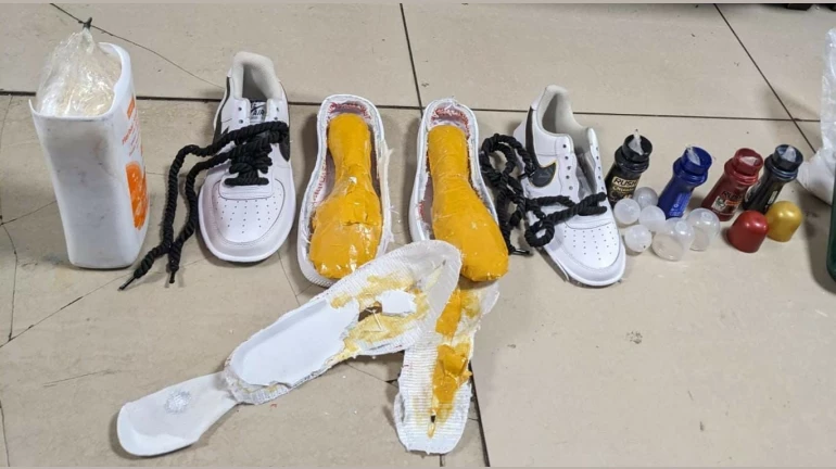 DRI Officials Seizes Cocaine worth INR 20 Cr At Mumbai Airport DRI Officials Seizes Cocaine worth INR 20 Cr At Mumbai Airport