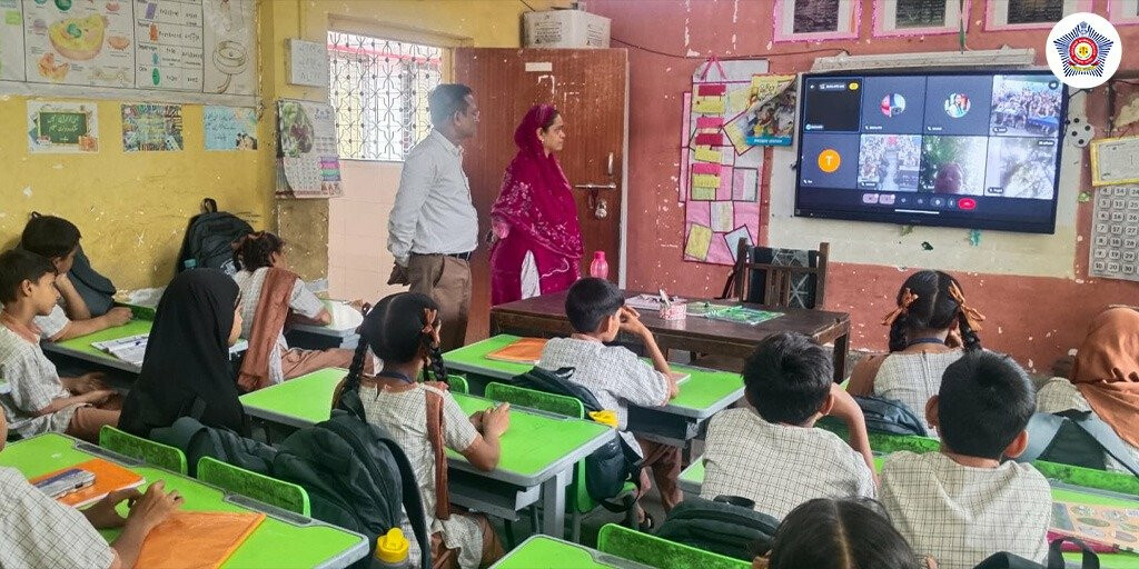 मुंबई पोलिसांची 100 हून अधिक पालिका शाळांमध्ये ड्रग्जविरोधी मोहीम