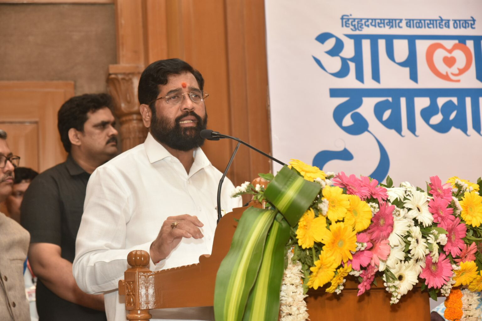 महाराष्ट्र-   आम नागरिकों के लिए 500 स्थानों पर हिंदू हृदय सम्राट बालासाहेब ठाकरे  क्लिनिक