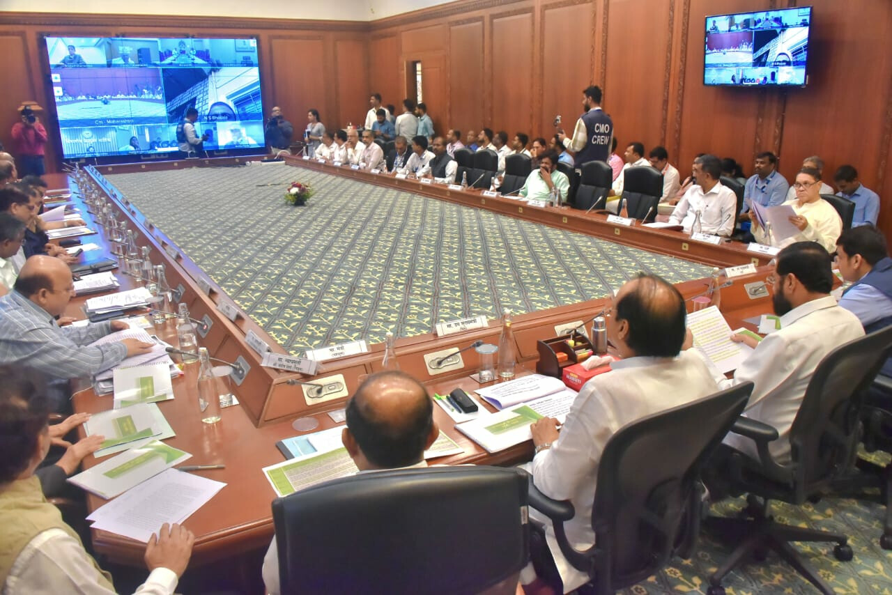 मराठा आरक्षण से संबंधित सर्वेक्षण कार्य समय पर और सटीक तरीके से किया जाना चाहिए