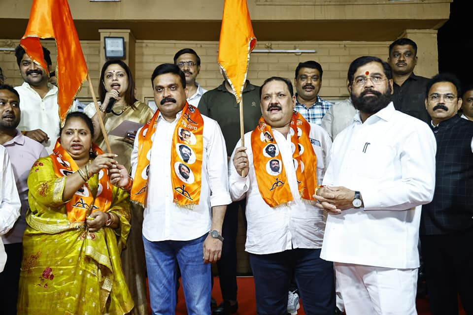 Mumbai: Another former corporator from Thackeray's party joins Shinde's Shiv Sena