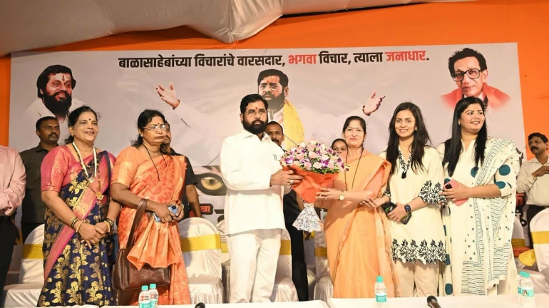Mumbai: Wife of encounter specialist Pradeep Sharma joins Eknath Shinde's Shiv Sena Mumbai: Wife of encounter specialist Pradeep Sharma joins Eknath Shinde's Shiv Sena
