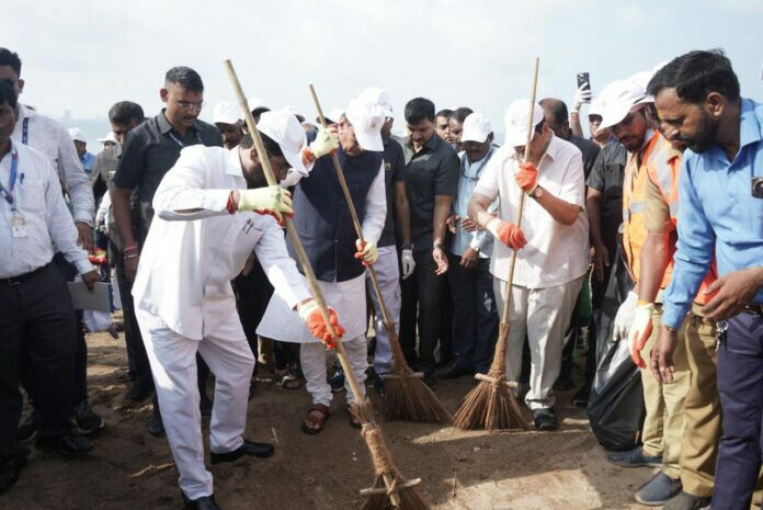 मुंबई के सफाई कर्मचारी ही असली हीरो - मुख्यमंत्री एकनाथ शिंदे