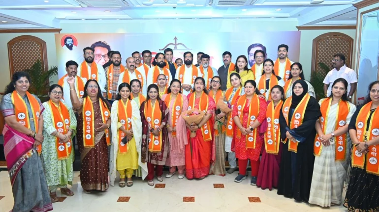 वार्ड को मुंबई का मॉडल वार्ड बनाइए - एकनाथ शिंदे का नगरसेवकों को निर्देश वार्ड को मुंबई का मॉडल वार्ड बनाइए - एकनाथ शिंदे का नगरसेवकों को निर्देश