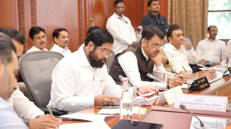 Mumbai: Eknath Shinde Directs BMC to Ensure Pothole-Free Ganeshotsav Routes in Mumbai Mumbai: Eknath Shinde Directs BMC to Ensure Pothole-Free Ganeshotsav Routes in Mumbai