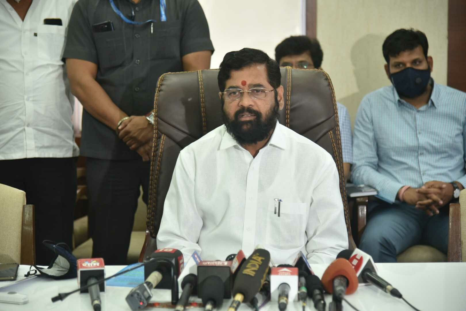 मुख्यमंत्री शिंदे यांच्या बीकेसीतील दसरा मेळाव्याच्या चौकशीसाठी हायकोर्टात याचिका