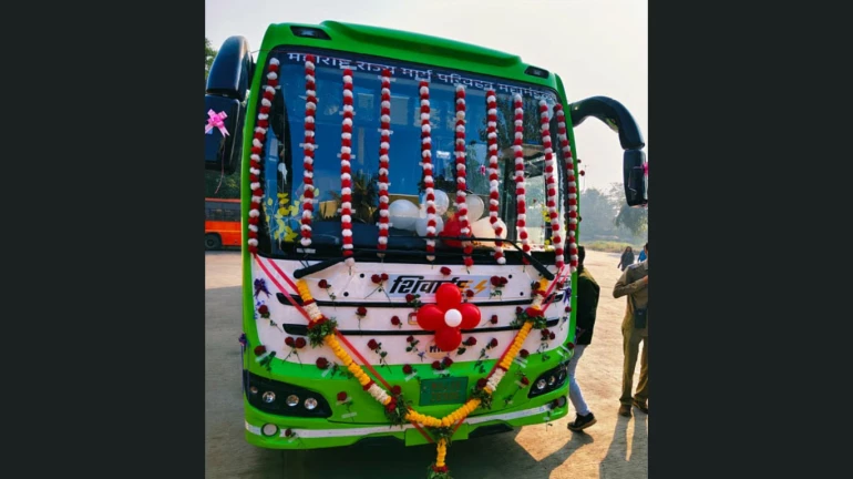 बोरीवली–नाशिक दरम्यान MSRTC ची इलेक्ट्रिक एसी बससेवा सुरू बोरीवली–नाशिक दरम्यान MSRTC ची इलेक्ट्रिक एसी बससेवा सुरू