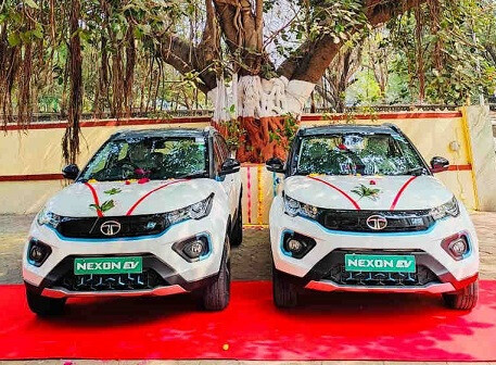 शिष्टाचार विभाग में इलेक्ट्रिक वाहन शामिल