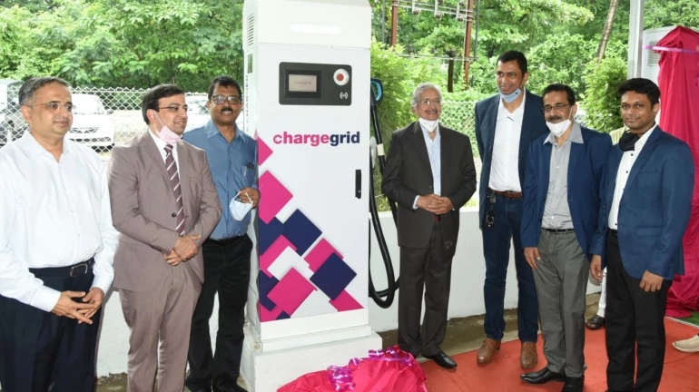 नवी मुंबई में देश का सबसे बड़ा ईवी चार्जिंग स्टेशन