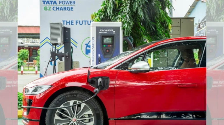 इस साल के अंत तक मुंबई-पुणे एक्सप्रेसवे पर 8 नए EV चार्जिंग स्टेशन बनाए जाएंगे इस साल के अंत तक मुंबई-पुणे एक्सप्रेसवे पर 8 नए EV चार्जिंग स्टेशन बनाए जाएंगे