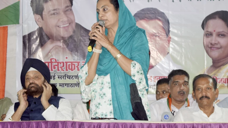 प्रधानमंत्री आवास के बाहर नमाज और हनुमान चालीसा पढ़ने की इजाजत मिले- NCP पदाधिकारी फहमीदा खान प्रधानमंत्री आवास के बाहर नमाज और हनुमान चालीसा पढ़ने की इजाजत मिले- NCP पदाधिकारी फहमीदा खान