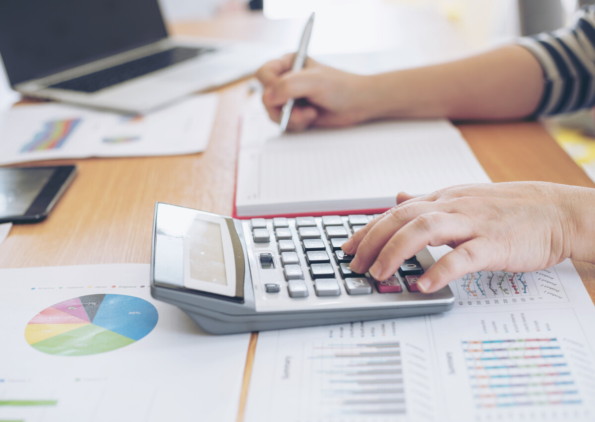 FD vs Savings Account – Why should you choose to invest in FD?