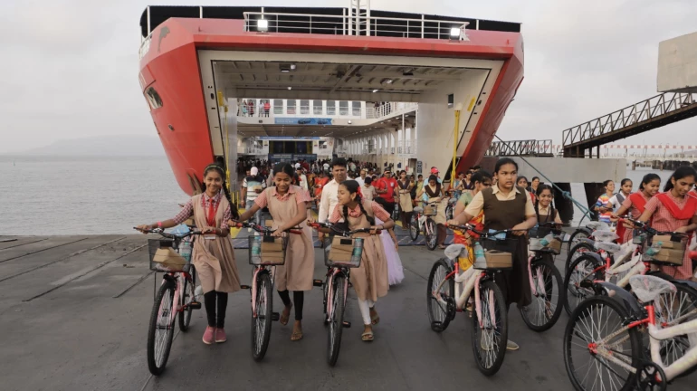 Maharashtra: 80 Bicycles Given to Young Girls in Mandwa