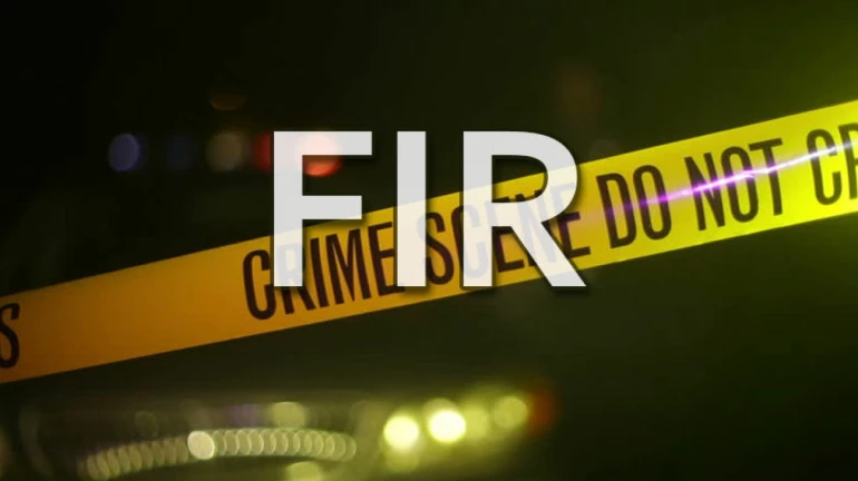 मुंबई- पूर्व नगरसेवक ने दर्ज कराई FIR मुंबई- पूर्व नगरसेवक ने दर्ज कराई FIR