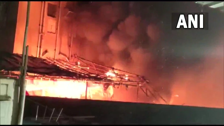 Mumbai: Nearly 40 vehicles gutted as massive fire breaks out in Kurla