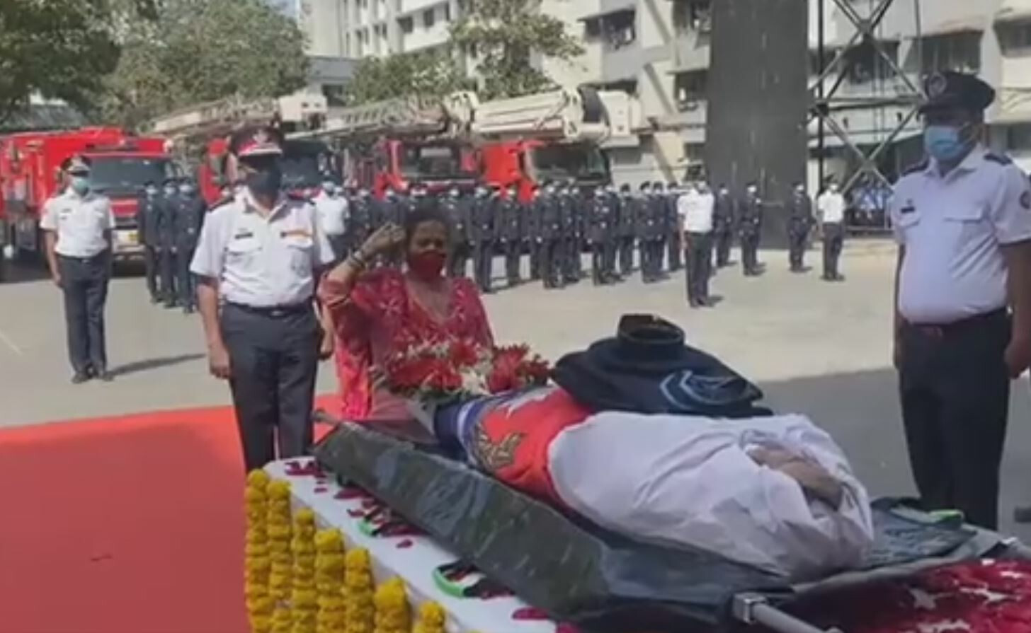 मॉकड्रिल दरम्यान जखमी झालेल्या अग्निशमन जवानाचे निधन