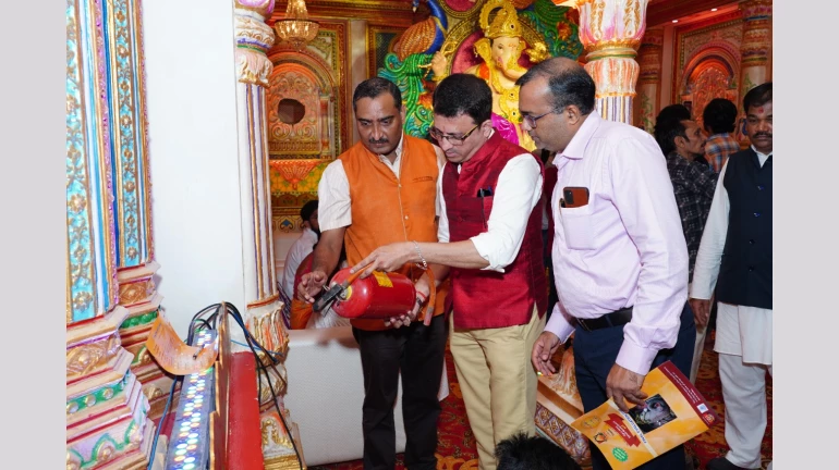 Mumbai: This Year Fire Safety & Security Awareness Were Priorities Among Ganesh Mandal & Devotees Mumbai: This Year Fire Safety & Security Awareness Were Priorities Among Ganesh Mandal & Devotees