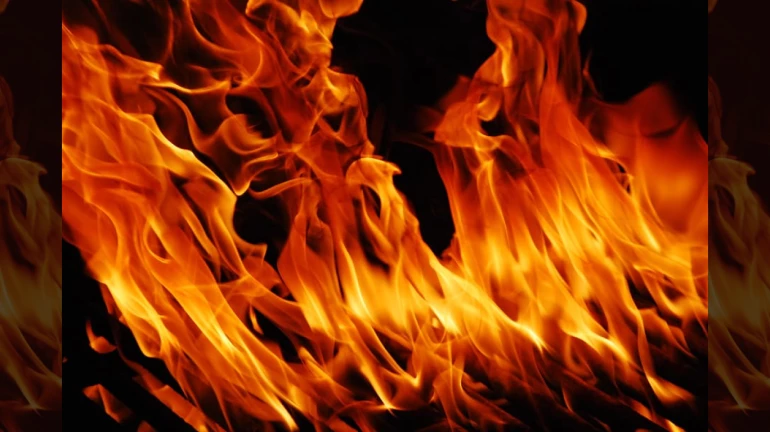 साकीनाका में गैस सिलेंडर फटने से 15 वर्षीय एक लड़के की मौत साकीनाका में गैस सिलेंडर फटने से 15 वर्षीय एक लड़के की मौत