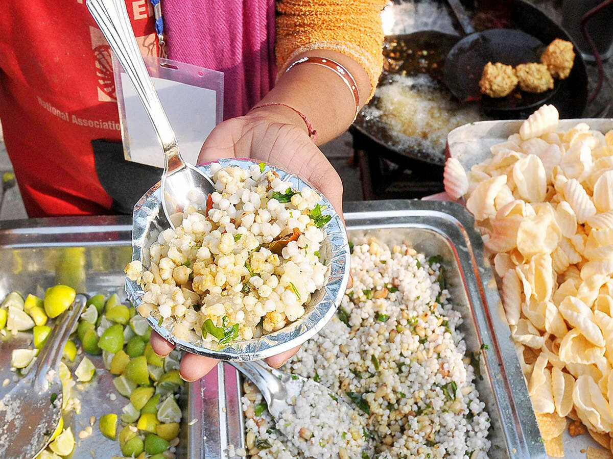 BMC to set up street food hubs at 65 places