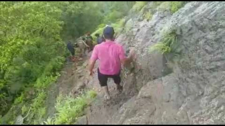 Over 250 booked for flouting COVID-19 norms at Asheri Fort in Palghar during weekend Over 250 booked for flouting COVID-19 norms at Asheri Fort in Palghar during weekend