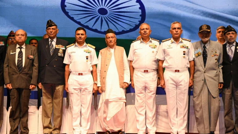 Governor Koshyari honours gallantry award winners of the Indian Navy Governor Koshyari honours gallantry award winners of the Indian Navy