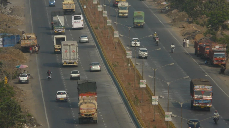 ठाणे: घोडबंदर रोड रात्री 'या' वेळेत बंद राहणार ठाणे: घोडबंदर रोड रात्री 'या' वेळेत बंद राहणार