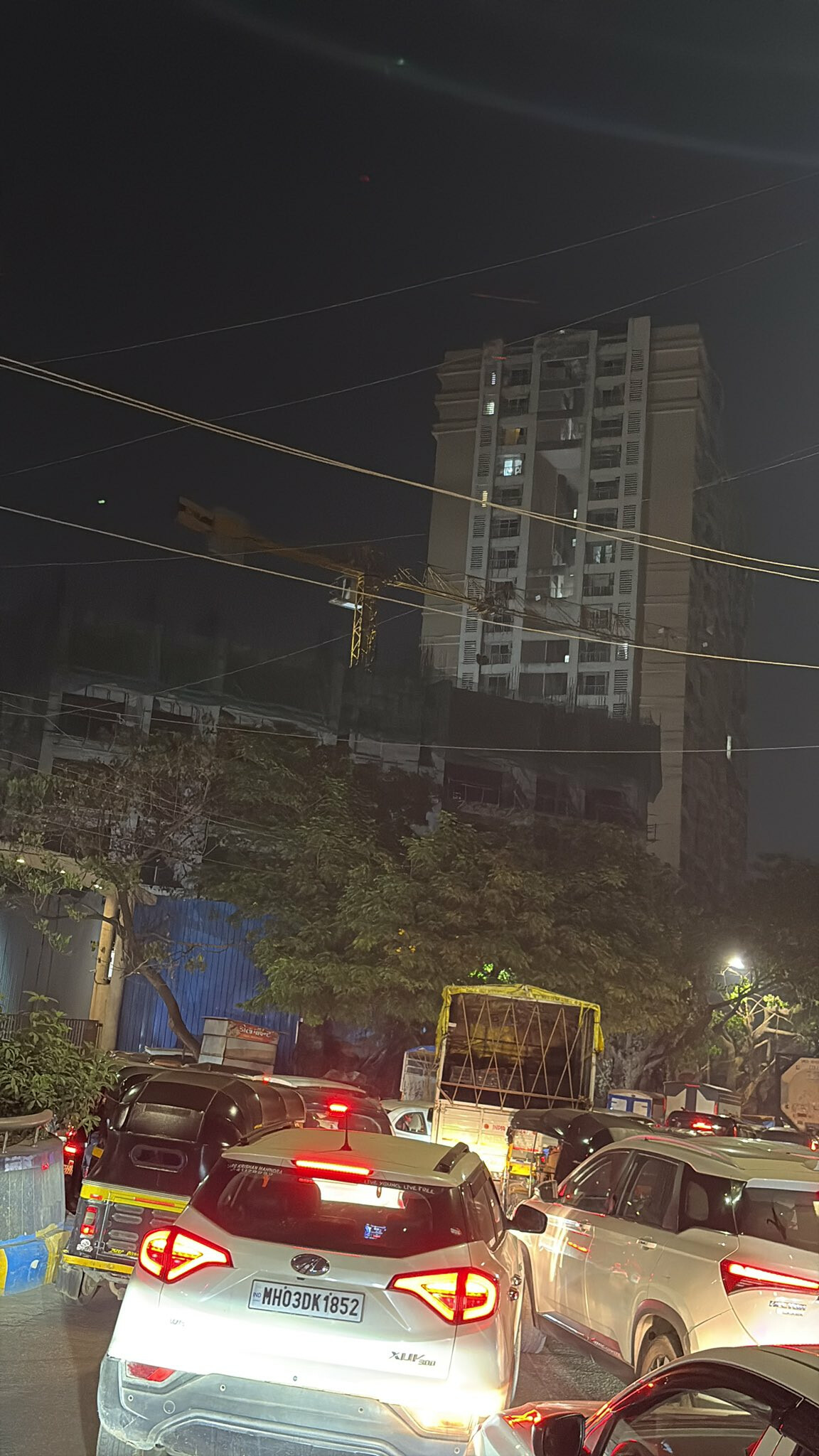 Mumbai Metro Line 4 च्या कामामुळे ठाणेमध्ये वाहतूक कोंडी