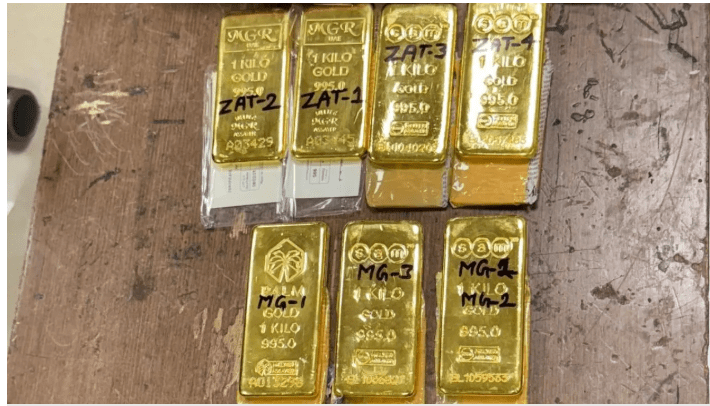 मुंबई हवाई अड्डे पर 6 करोड़ रुपये के तस्करी वाले सोने के साथ 3 ईरानी गिरफ्तार