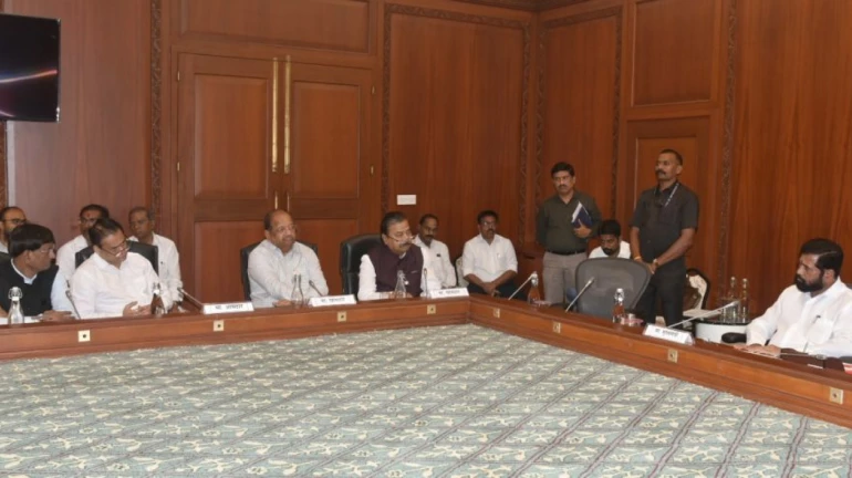 रखरखाव के आधार पर बीएमसी के खेल और मनोरंजन के मैदानों के हस्तांतरण पर लगी रोक हटाने की मांग रखरखाव के आधार पर बीएमसी के खेल और मनोरंजन के मैदानों के हस्तांतरण पर लगी रोक हटाने की मांग