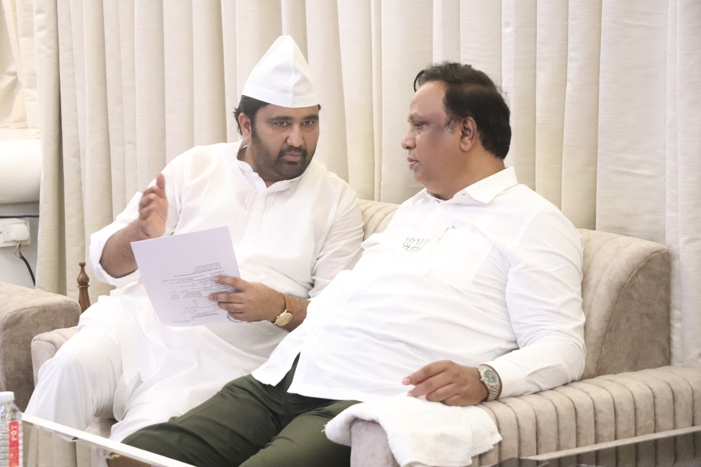 BMC चुनाव के लिए BJP की नई कमेटी, हाजी अरफ़ात शेख अकेले मुस्लिम चेहरा