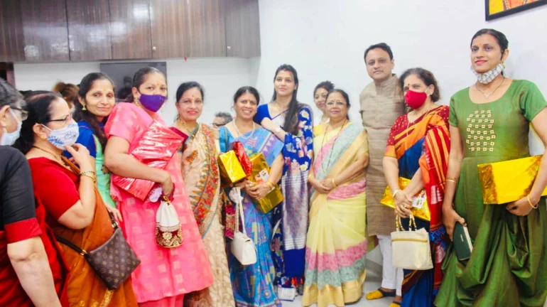 शिवसेना शाखा नंबर 1 में मनाया गया हल्दी कुमकुम उत्सव शिवसेना शाखा नंबर 1 में मनाया गया हल्दी कुमकुम उत्सव
