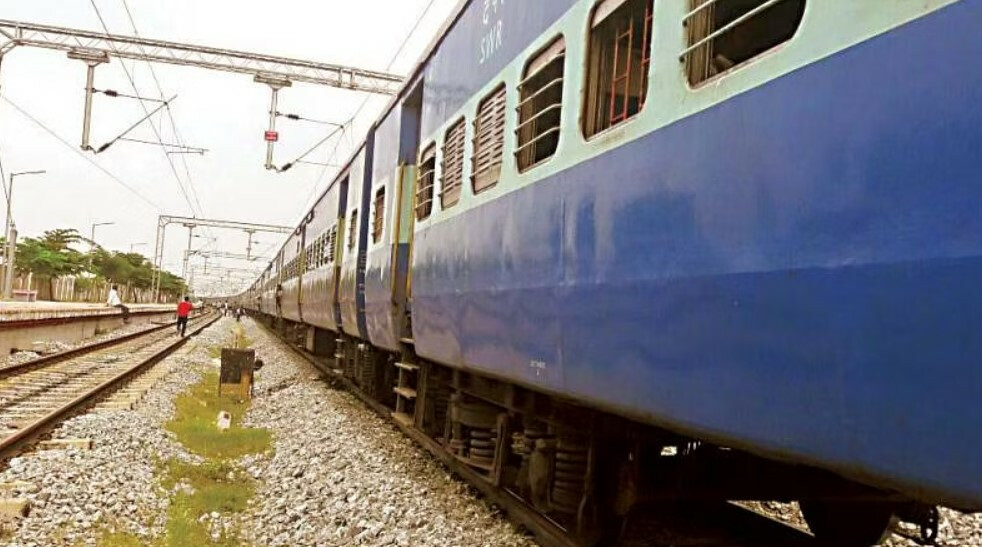 हापा-मडगाव जंक्शन ट्रेनला अतिरिक्त कोच जोडला