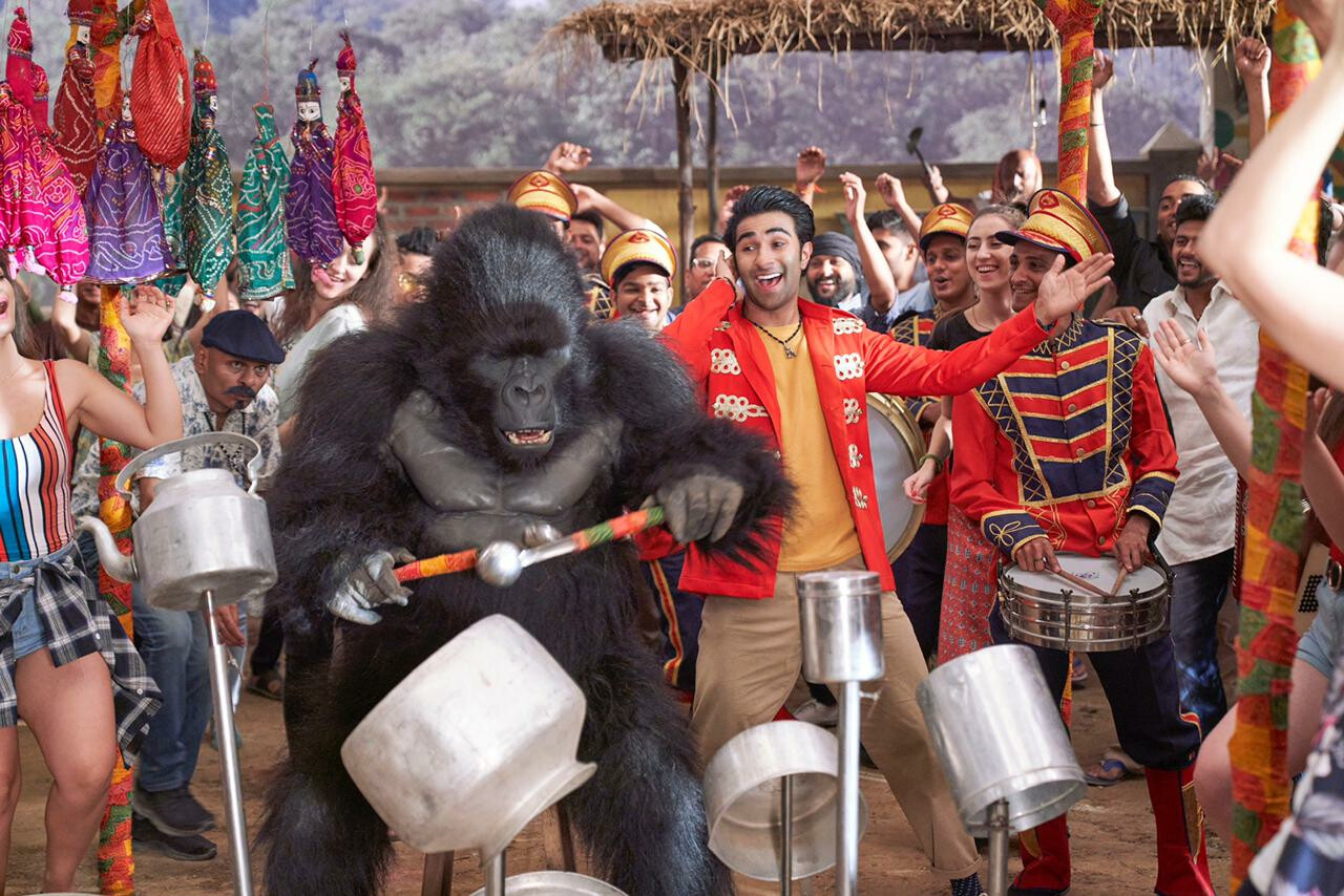 एडवेंचर कॉमेडी फ़िल्म 'हैलो चार्ली' से नया गाना 'वन टू वन टू' हुआ रिलीज़