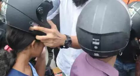 नवी मुंबई - हेलमेट के इस्तेमाल को अनिवार्य